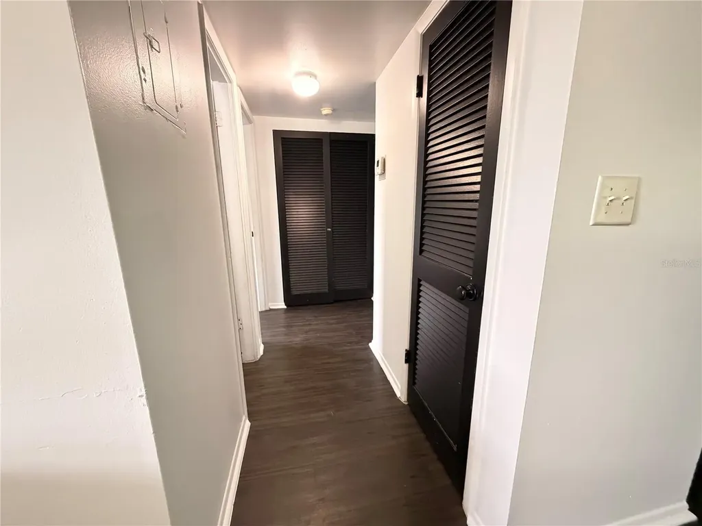 525 Conway Road Orlando FL 32807