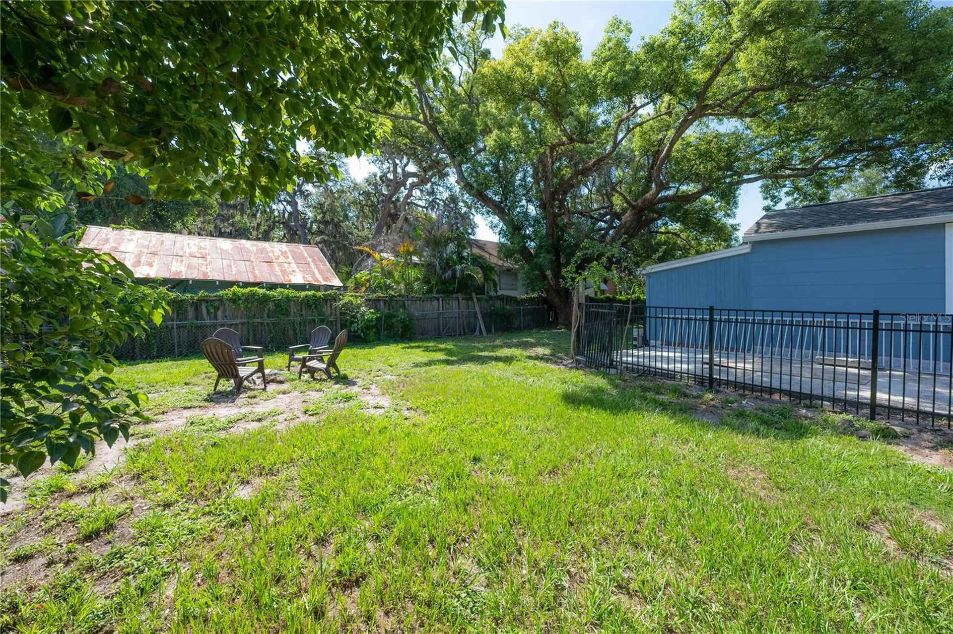 1300 E Henry Avenue Tampa FL 33604