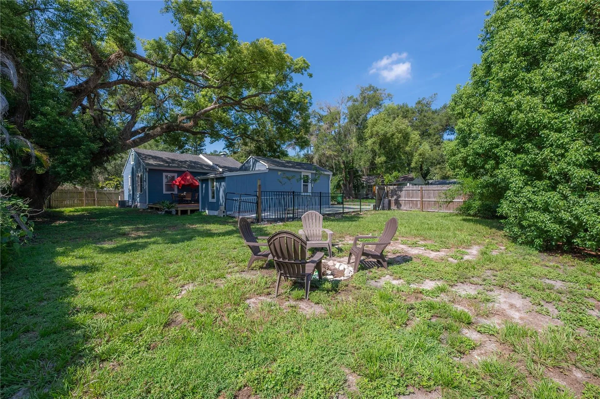 1300 E Henry Avenue Tampa FL 33604