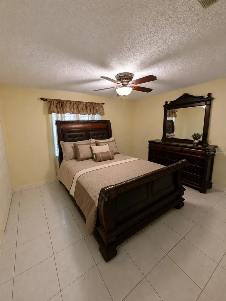 8002 Woodvine Place Tampa FL 33615
