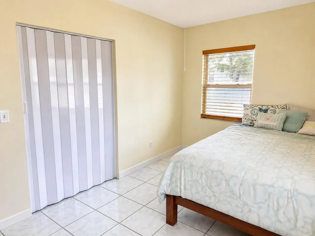 8002 Woodvine Place Tampa FL 33615