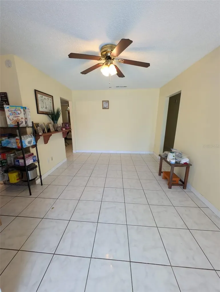8002 Woodvine Place Tampa FL 33615