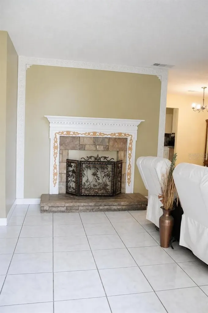 8002 Woodvine Place Tampa FL 33615