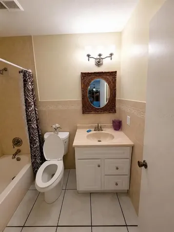 8002 Woodvine Place Tampa FL 33615