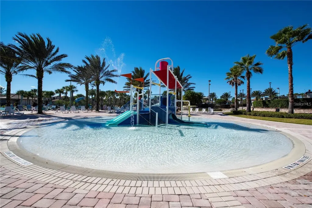 1225 Long Cove Loop Davenport FL 33896