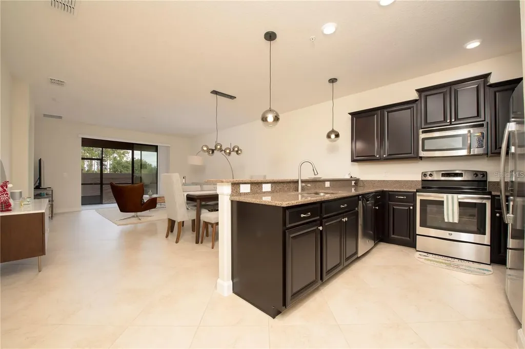 1225 Long Cove Loop Davenport FL 33896