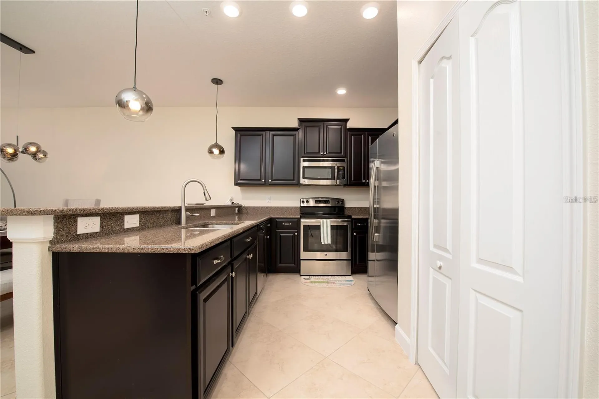 1225 Long Cove Loop Davenport FL 33896