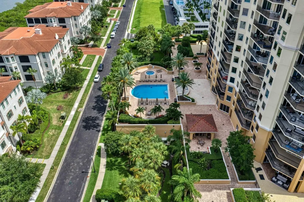 5823 Bowen Daniel Drive Tampa FL 33616