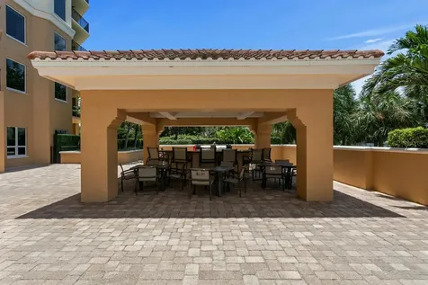 5823 Bowen Daniel Drive Tampa FL 33616