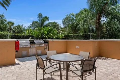 5823 Bowen Daniel Drive Tampa FL 33616
