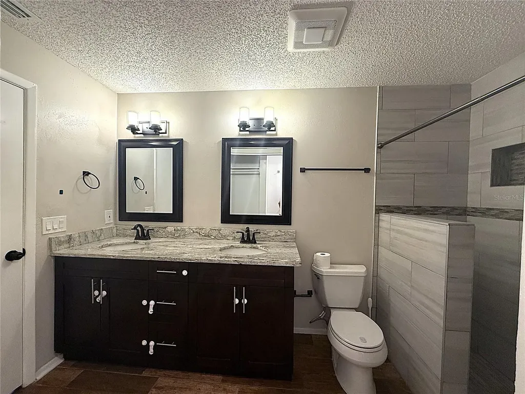 2042 Shadow Pine Drive Brandon FL 33511