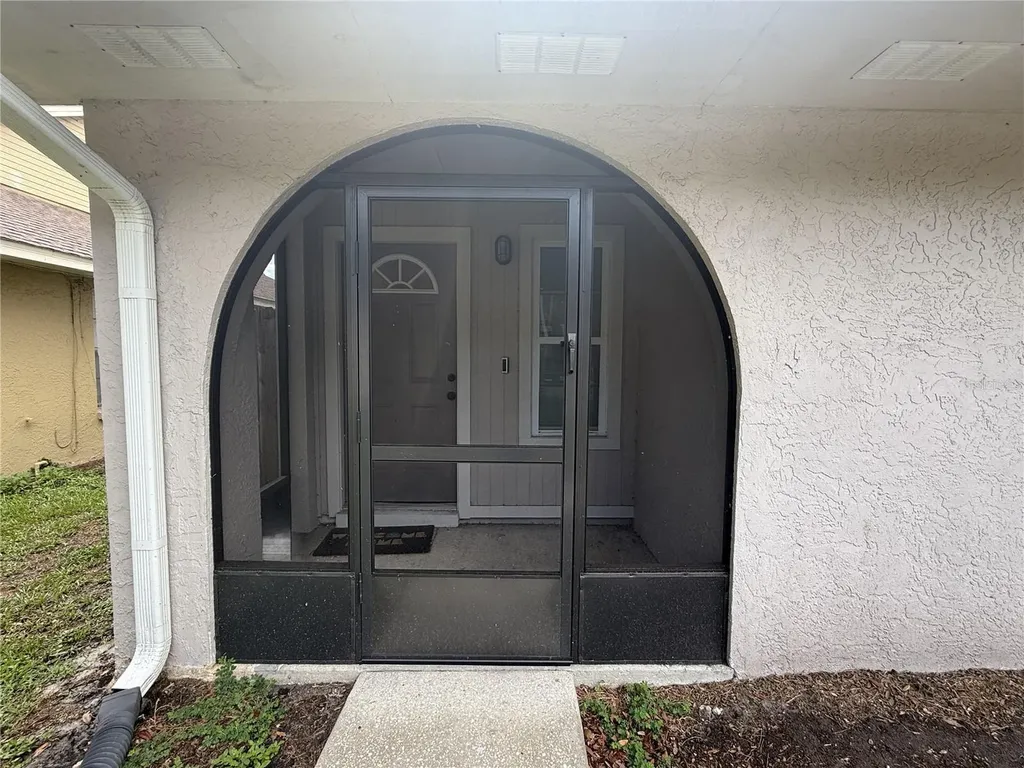 2042 Shadow Pine Drive Brandon FL 33511