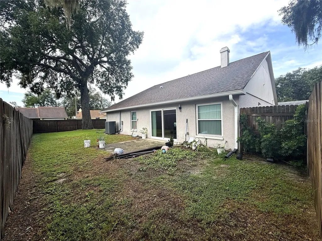 2042 Shadow Pine Drive Brandon FL 33511