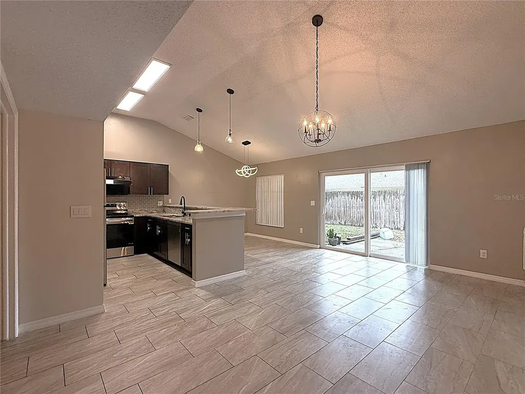 2042 Shadow Pine Drive Brandon FL 33511