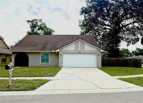 2042 Shadow Pine Drive Brandon FL 33511