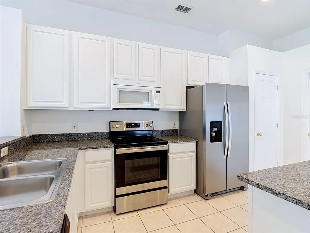 516 Pine Cone Drive Davenport FL 33897