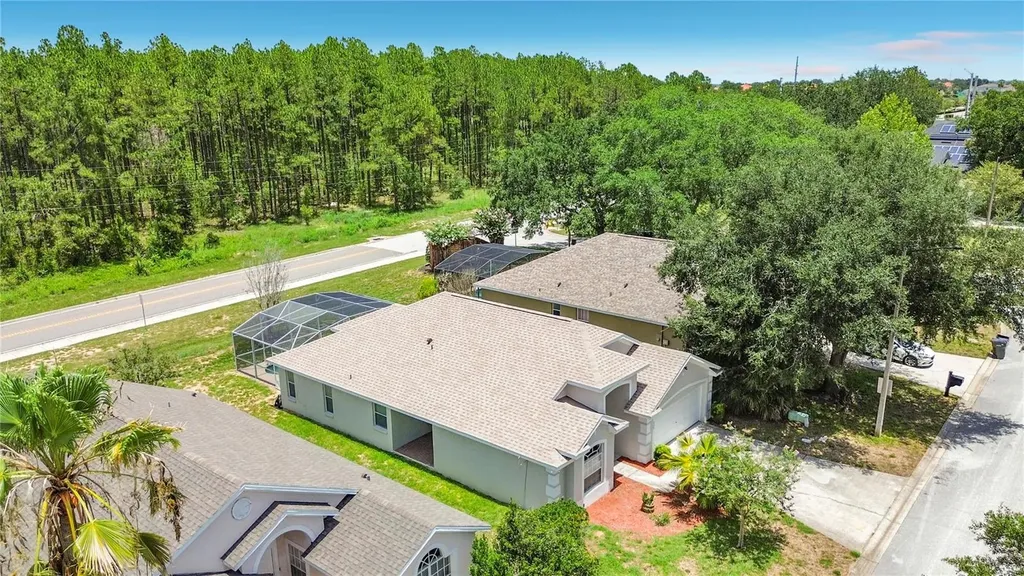 516 Pine Cone Drive Davenport FL 33897