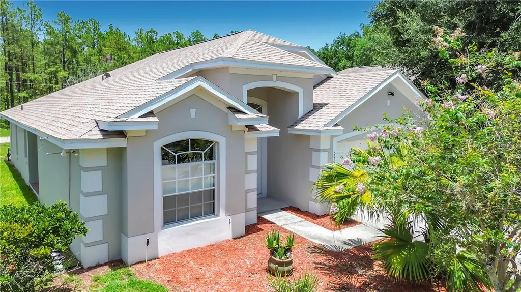 516 Pine Cone Drive Davenport FL 33897