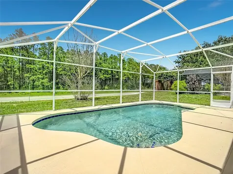 516 Pine Cone Drive Davenport FL 33897