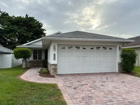 153 Newbern Circle Auburndale FL 33823