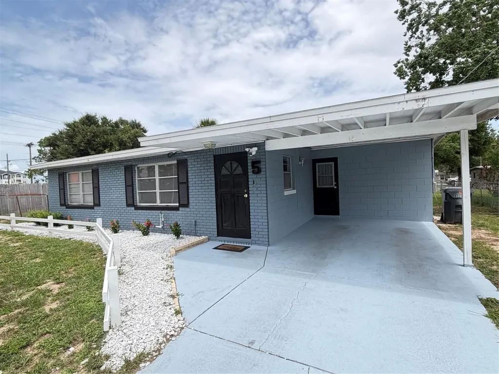 5 Moonlight Lane Winter Haven FL 33884