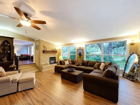 11805 N 51st Street Temple Terrace FL 33617