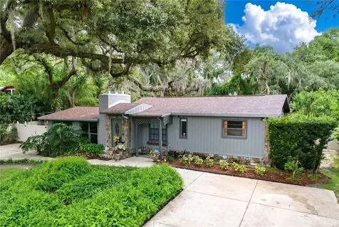 11805 N 51st Street Temple Terrace FL 33617