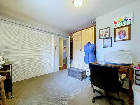 11805 N 51st Street Temple Terrace FL 33617