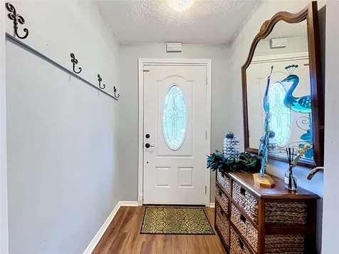11805 N 51st Street Temple Terrace FL 33617