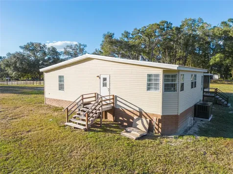 3291 SE 188th Terrace Morriston FL 32668