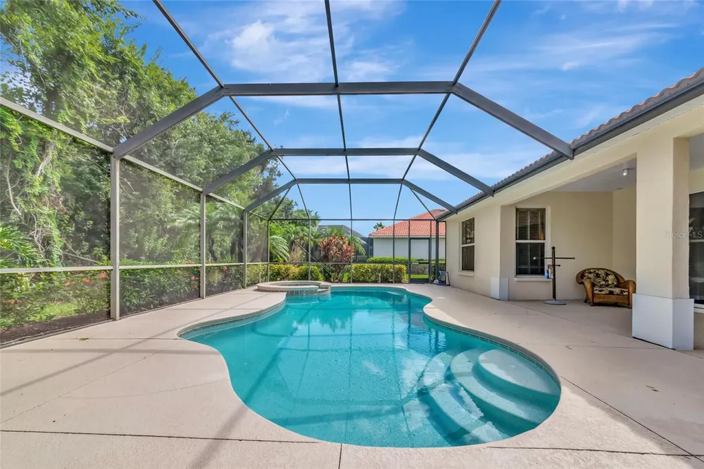 706 Misty Pond Court Bradenton FL 34212