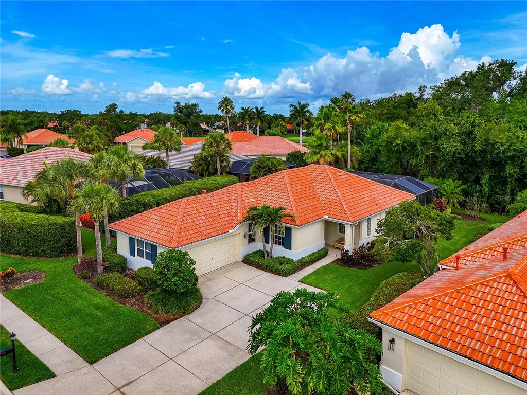706 Misty Pond Court Bradenton FL 34212