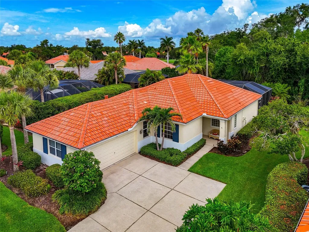 706 Misty Pond Court Bradenton FL 34212