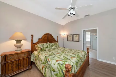 706 Misty Pond Court Bradenton FL 34212