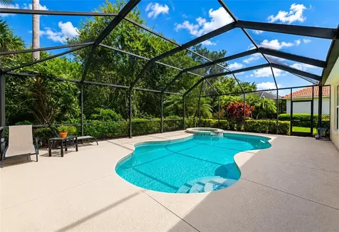 706 Misty Pond Court Bradenton FL 34212