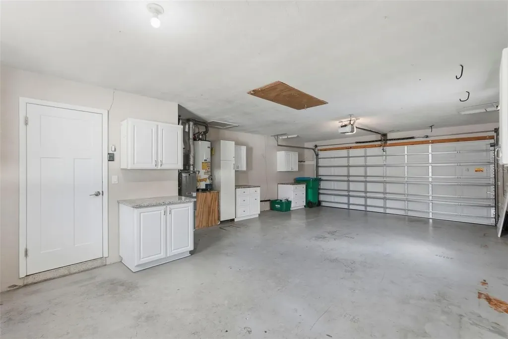5669 45th Avenue N Kenneth City FL 33709