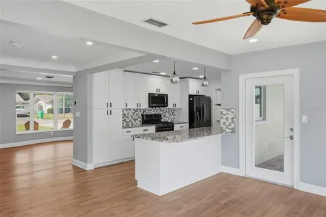 5669 45th Avenue N Kenneth City FL 33709
