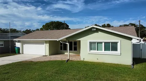 5669 45th Avenue N Kenneth City FL 33709