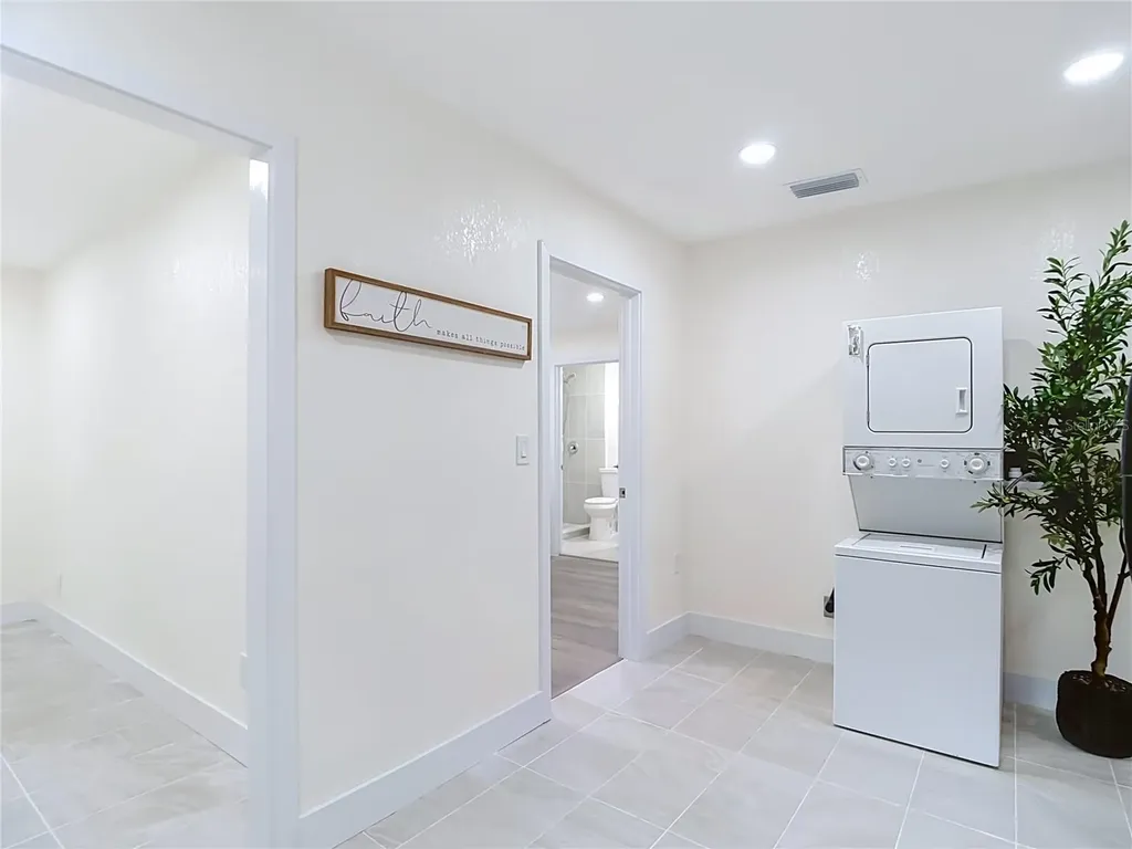 8010 N 13th Street Tampa FL 33604