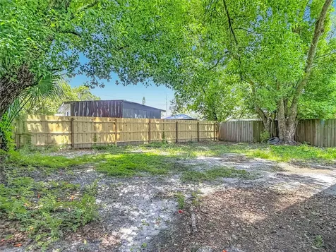 8010 N 13th Street Tampa FL 33604