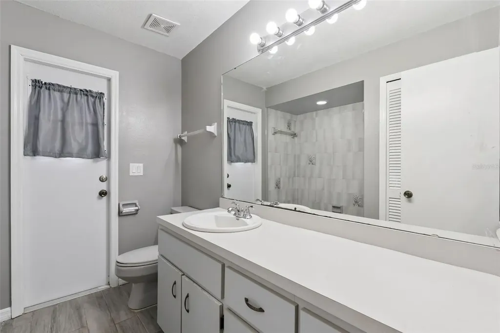 1431 Sackett Circle Orlando FL 32818
