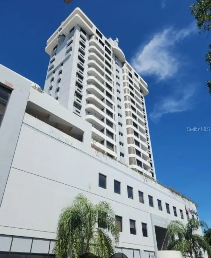 Puerta Del Condado 1095 Wilson San Juan PR 00907