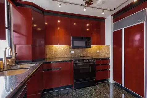 Puerta Del Condado 1095 Wilson San Juan PR 00907