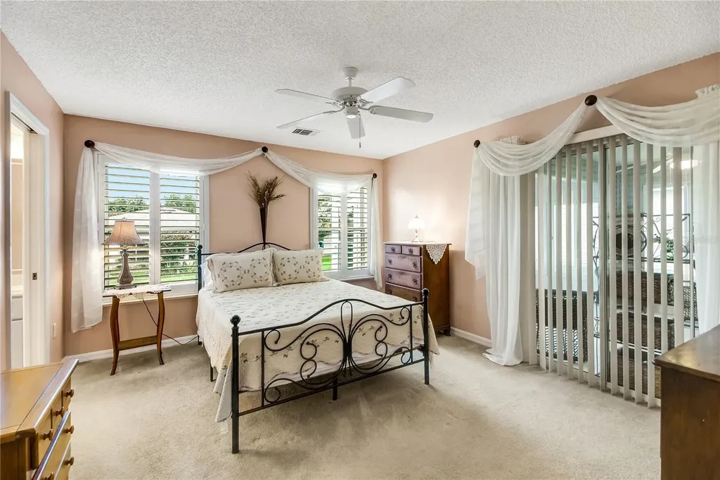 909 Eagles Landing Leesburg FL 34748