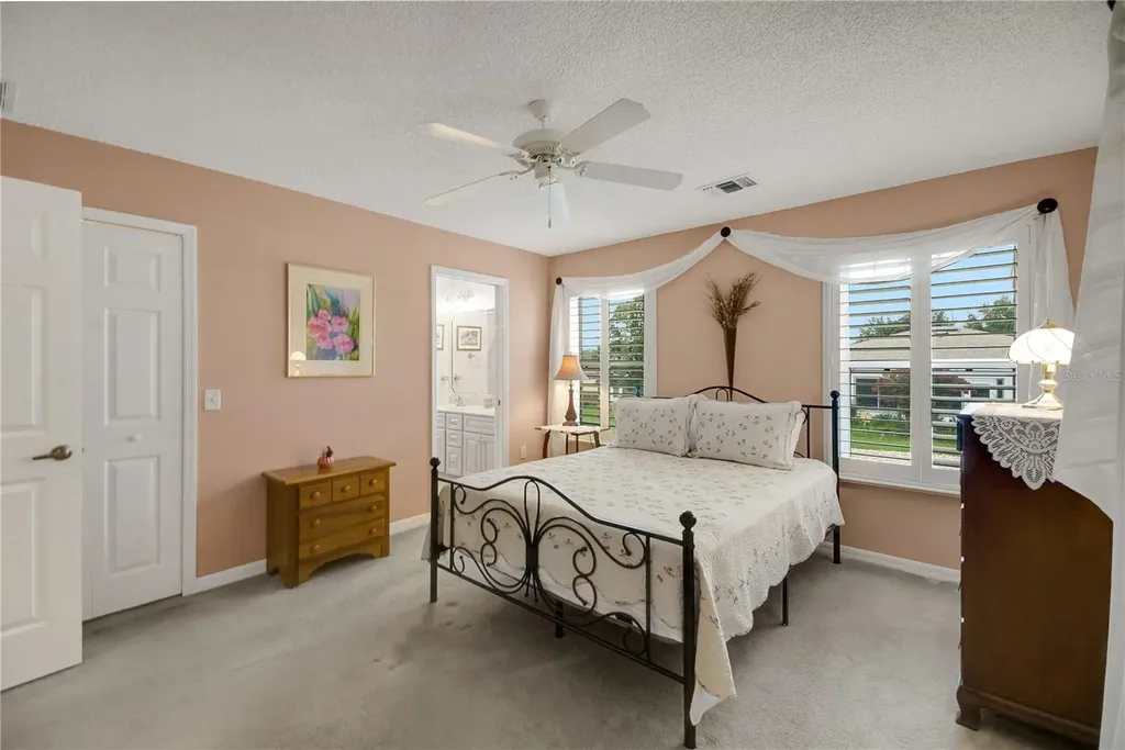 909 Eagles Landing Leesburg FL 34748