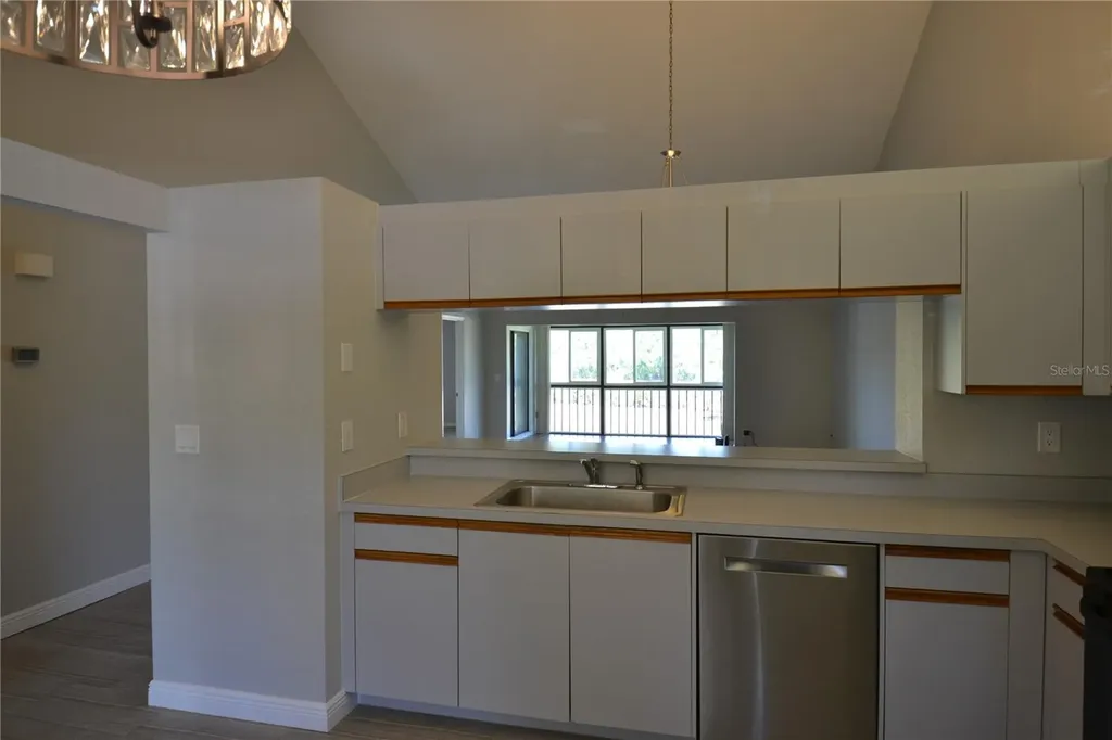 1801 E Lake Road Palm Harbor FL 34685
