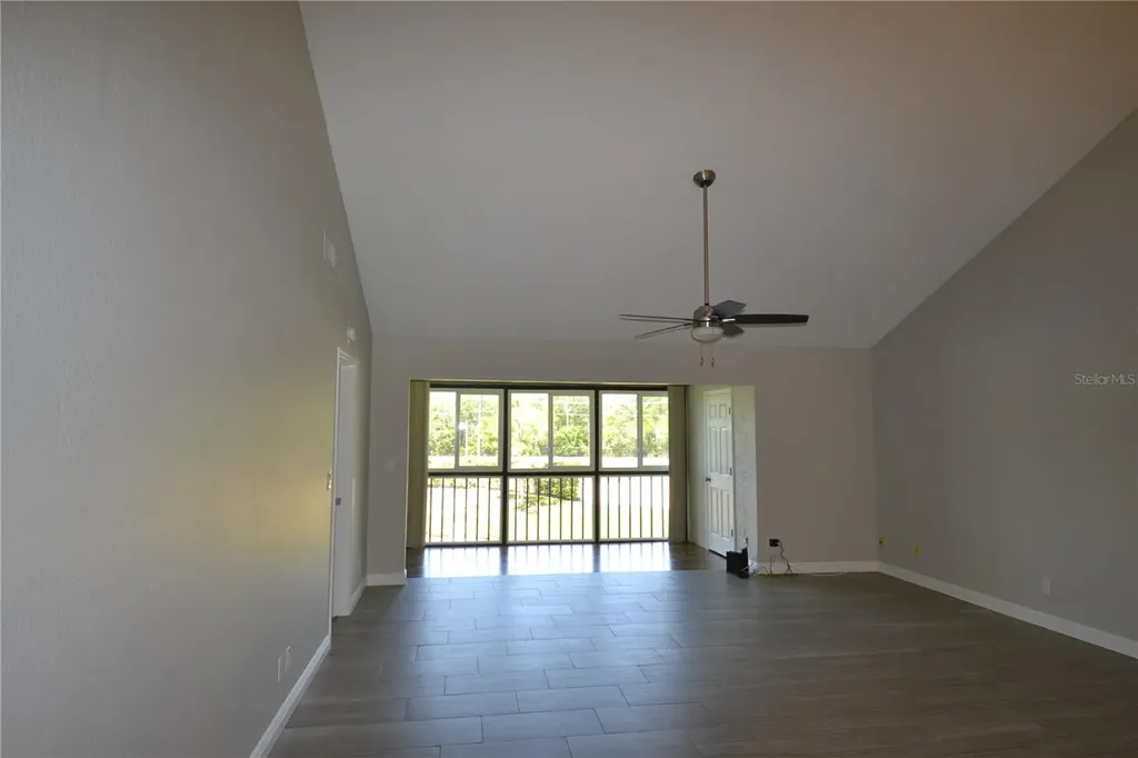 1801 E Lake Road Palm Harbor FL 34685