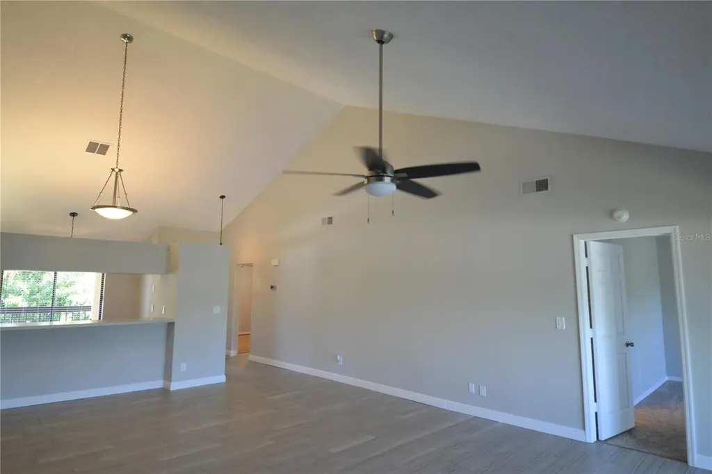 1801 E Lake Road Palm Harbor FL 34685