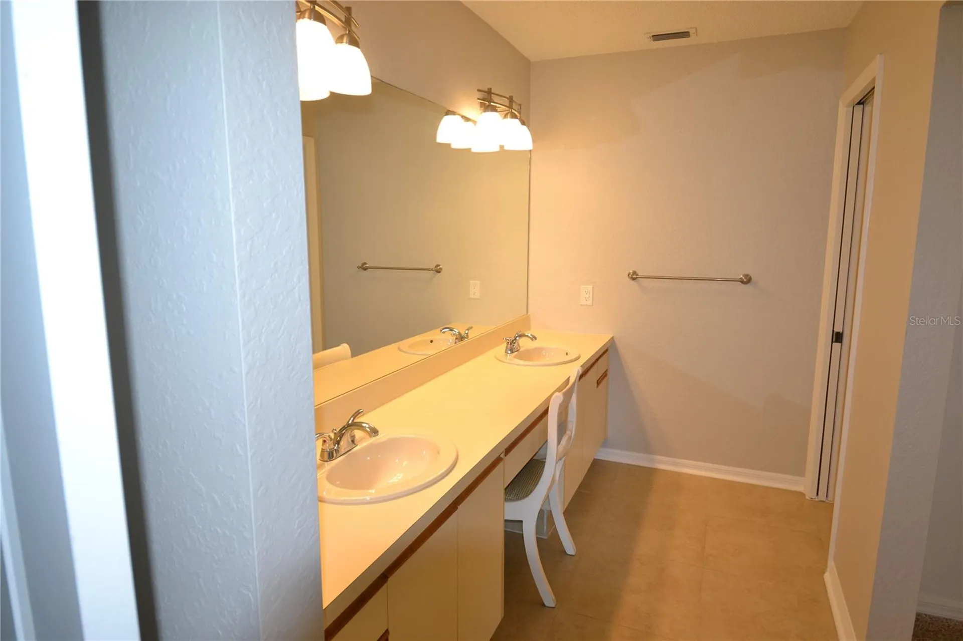 1801 E Lake Road Palm Harbor FL 34685