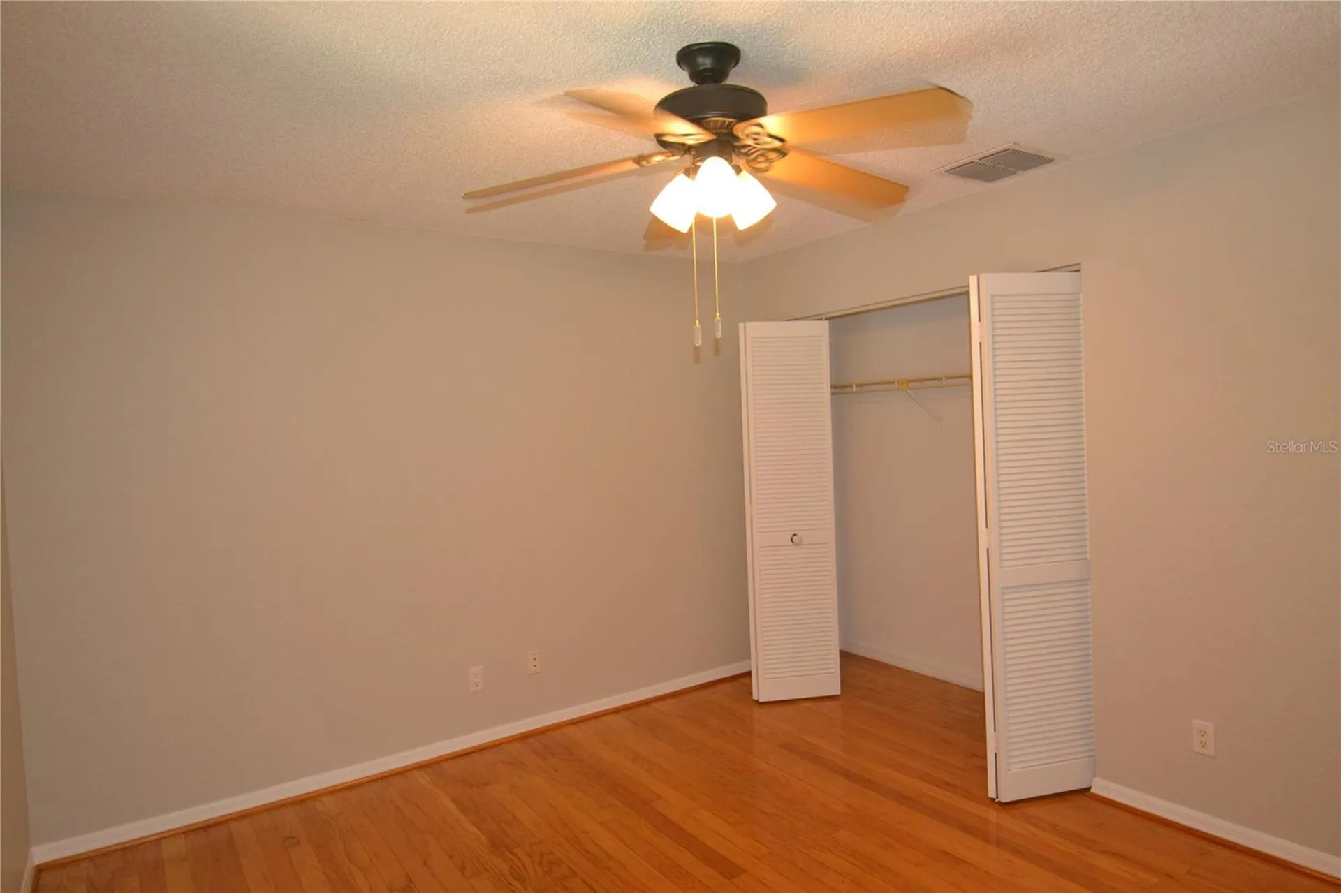 1801 E Lake Road Palm Harbor FL 34685